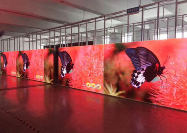 China Giant Indoor LED Advertising Screen , RGB Led Display Video Wall P2.5mm supplier