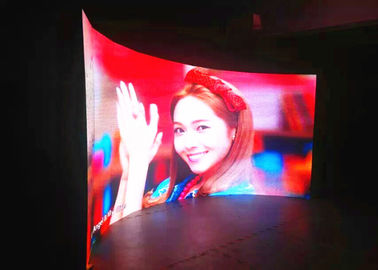 China P4mm Full Color Flexible Curved LED Screen , Soft LED Curtain Video Wall supplier