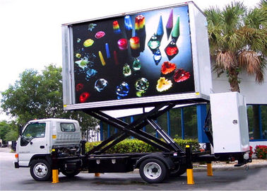 China SMD P5mm Truck Mounted LED Display Digital Billboard High Definition supplier