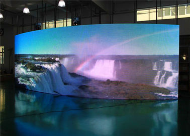 China Advertising Curved LED Display / Arc LED Screen P5 Mm Fixed Installation supplier